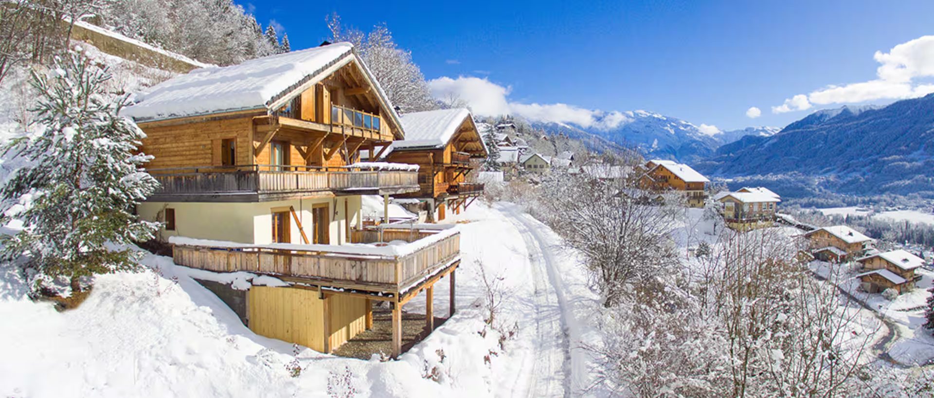 Chalet Plein Sud — façade enneigée